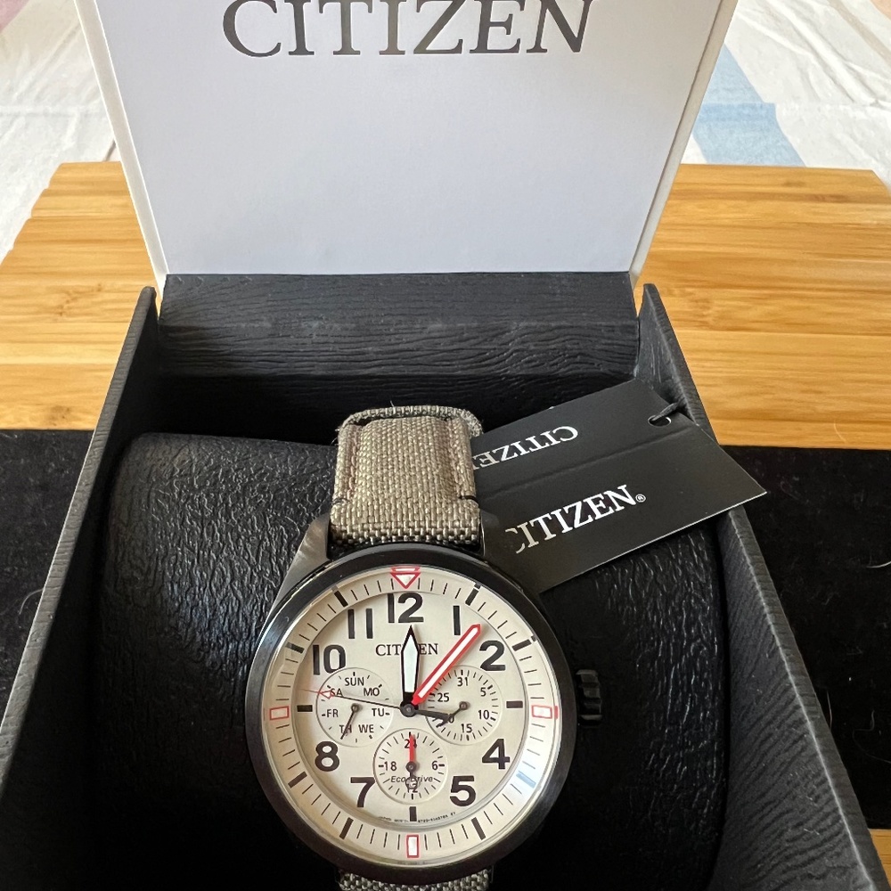 Citizen Eco-Drive Watch - Mens